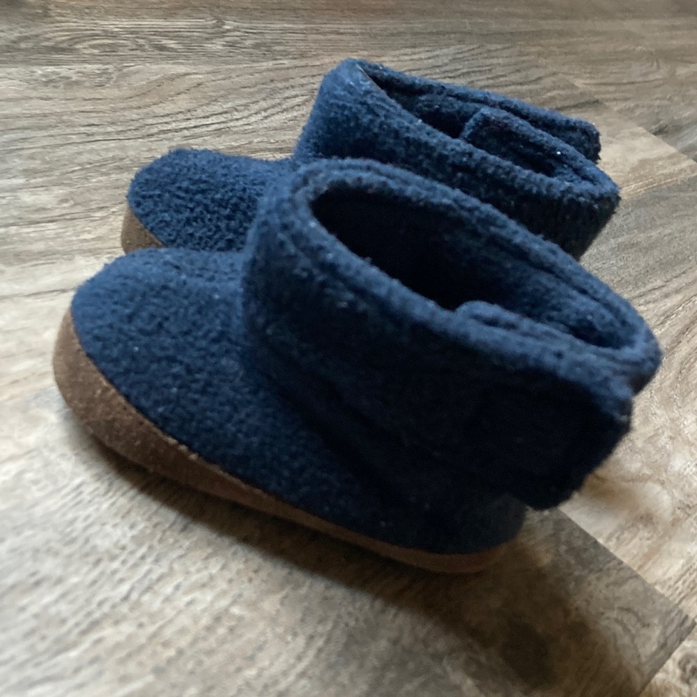 Vintage GAP baby GAP Fleece Booties
